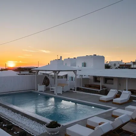 Tiffanys Villa Mykonos Town